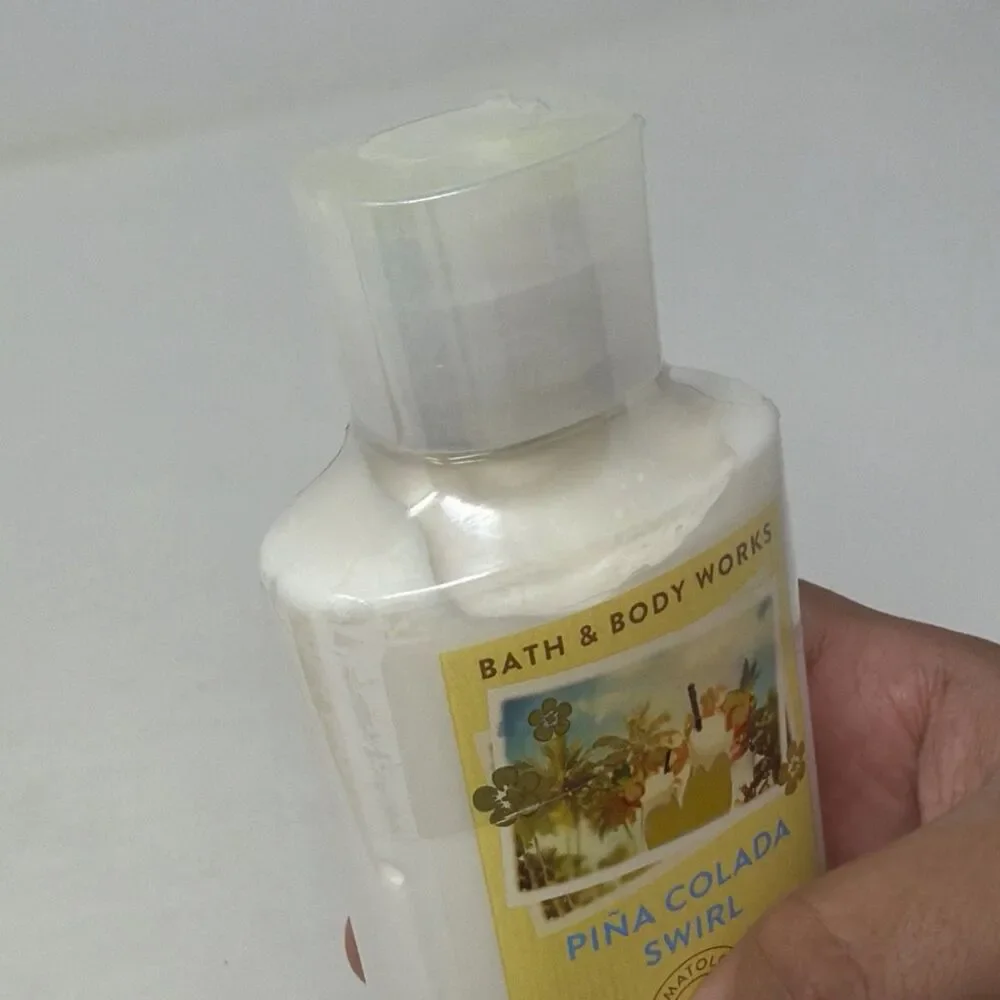 Bath & Body Works Pina Colada Swirl Body Lotion 8 oz Factory Sealed NEW